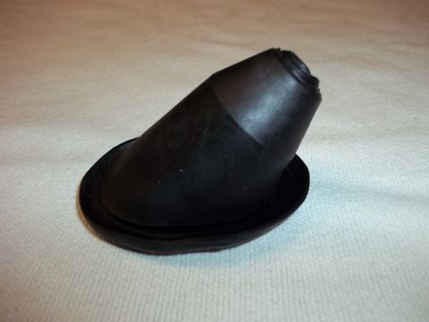 CLUTCH FIREWALL PUSH ROD BOOT