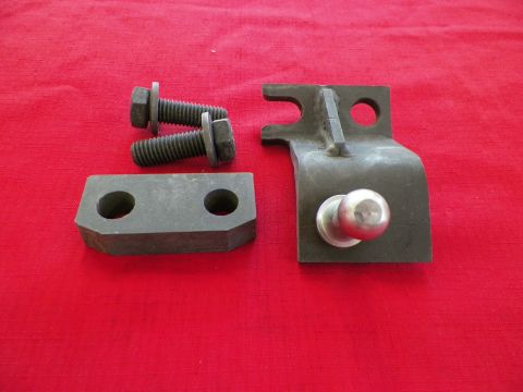 CLUTCH BELL CRANK BELL HOUSING BALL STUD BRACKET ASSEMBLY (A-BODY) 67-69 A-BODY BIG BLOCK