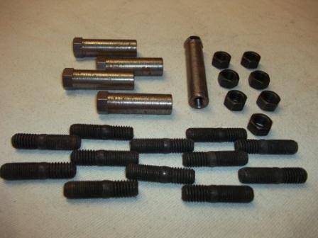 Exhaust Manifold Fastener Kit 1967-69 383/440 HP A-Body