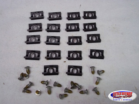 Rear Window Mouldings Fastener Kit Barracuda Coupe 1968-69