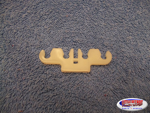 Spark Plug Wire Clip 1969-74 Small Block 4 Wire